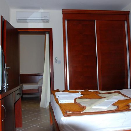 Apartments Krapina Будва Екстер'єр фото