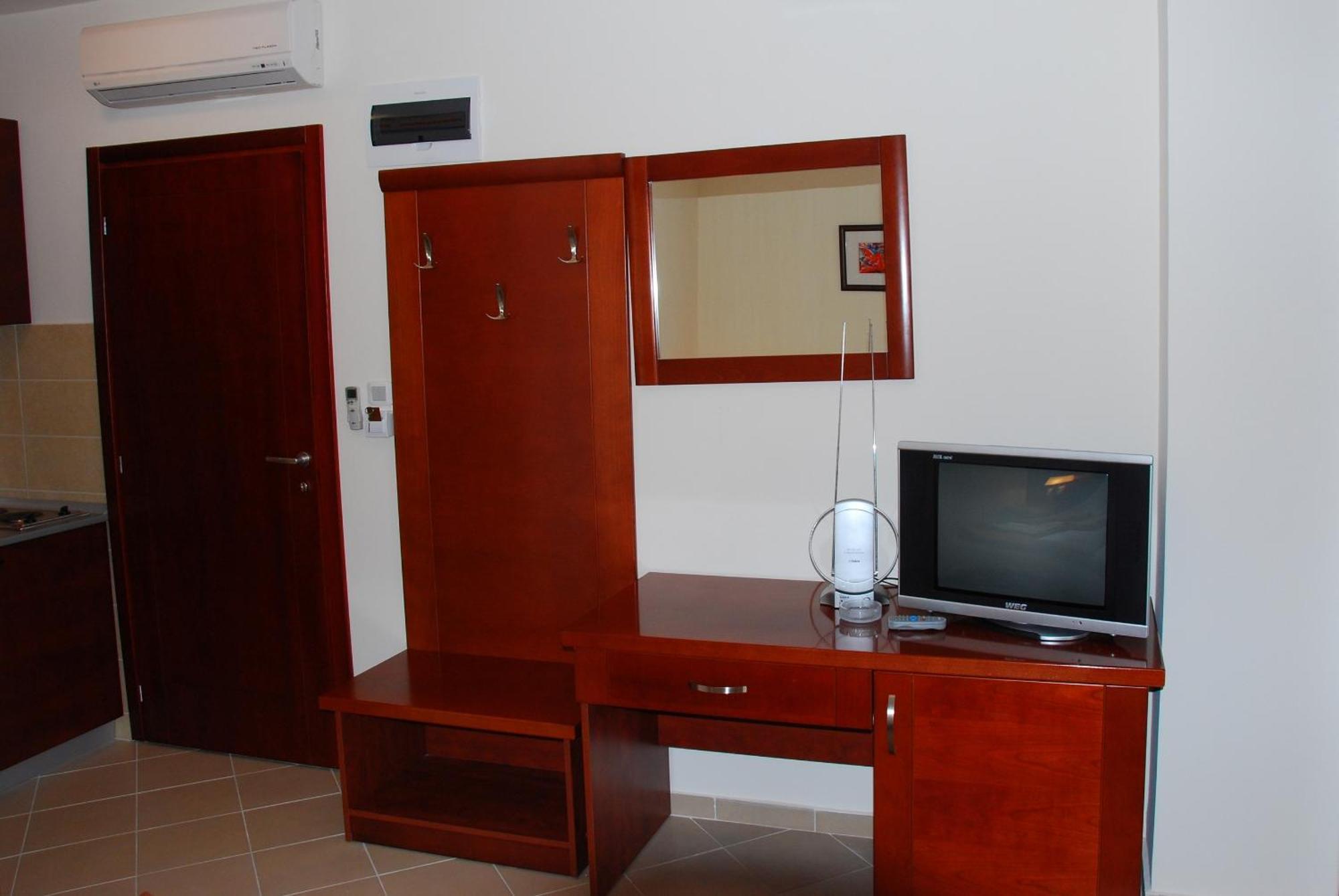 Apartments Krapina Будва Екстер'єр фото
